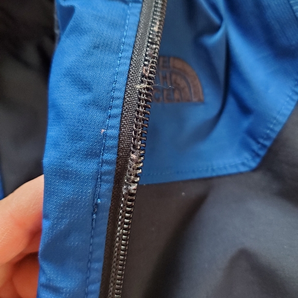 Winter jacket - Picture 10 of 12